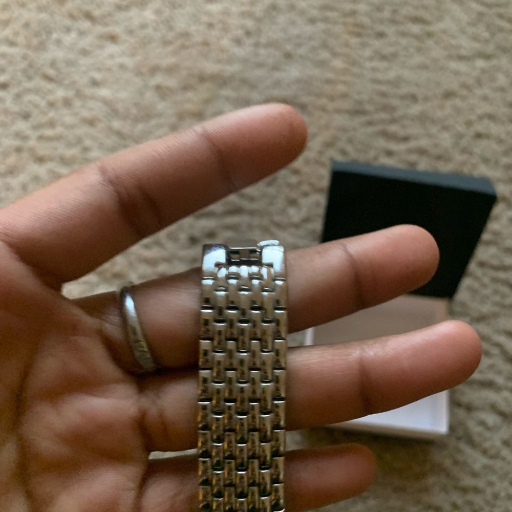 Watch - Picture 7 of 9